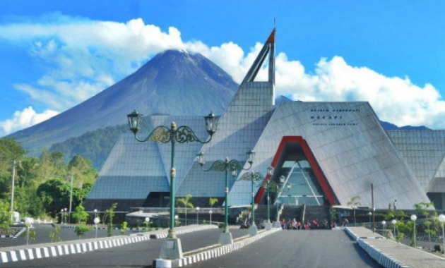 9 Daftar Villa Di Kaliurang Yang Indah Dan Murah