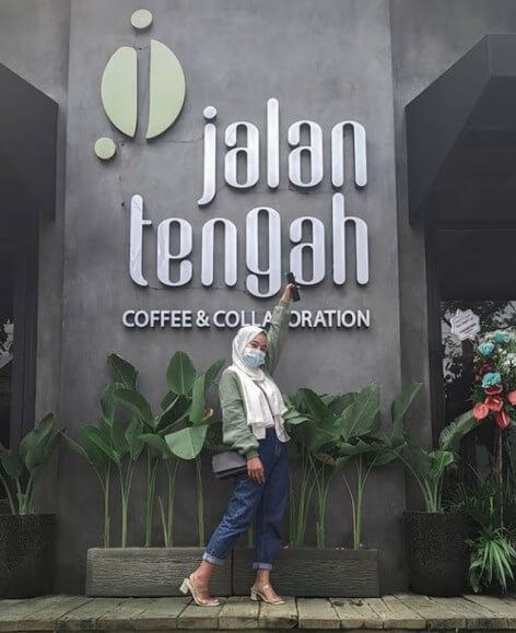 Cafe Jalan Tengah Pasuruan - Review Lokasi dan Harga Menu