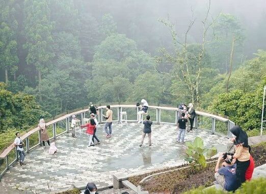 Kembang Langit Park Batang, Tempat Selfi Yang Instagramable