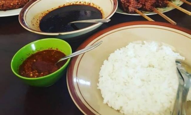 Sate Gebug Malang, Lokasi dan Harga Menu