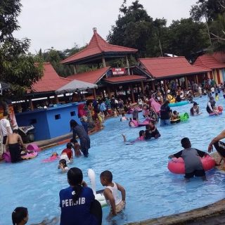 Owabong Waterpark - Review Lokasi dan Harga Tiket Masuk