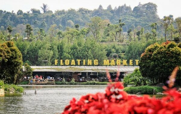 Floating Market Lembang, Pasar Apung Bandung